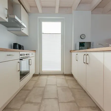 Prázdninový dům Hanna - *